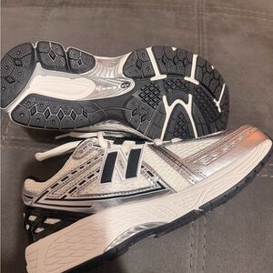 New Balance 9060 shoes